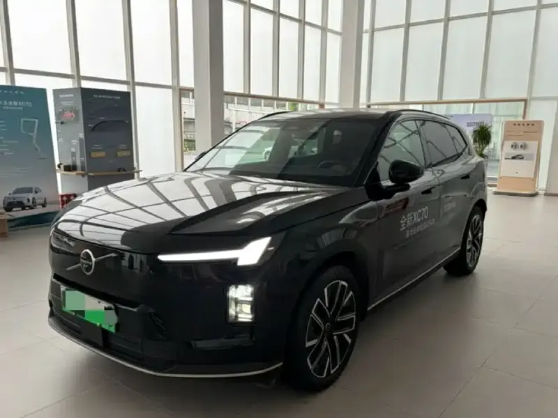 Volvo XC70, 2025