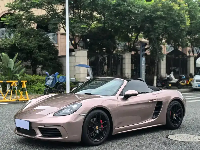 Porsche 718, 2017