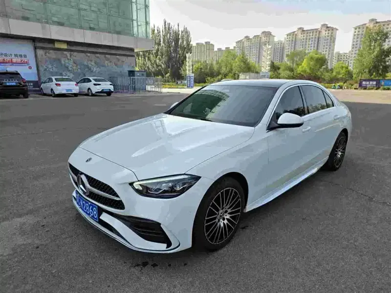 Mercedes-Benz C-Class, 2025