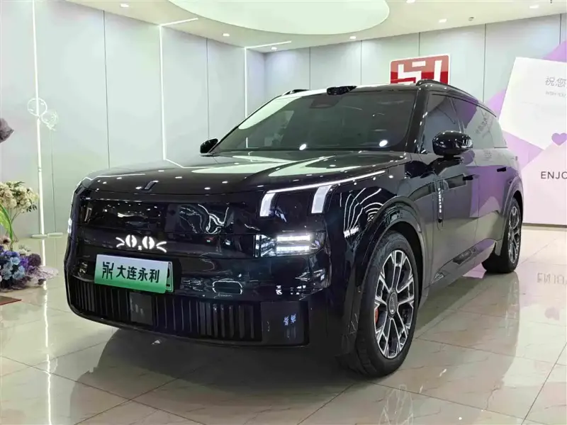 Lynk & Co 900, 2025