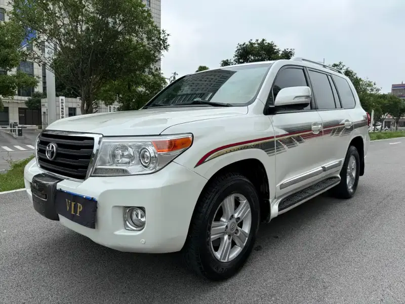 Toyota Land Cruiser, 2013
