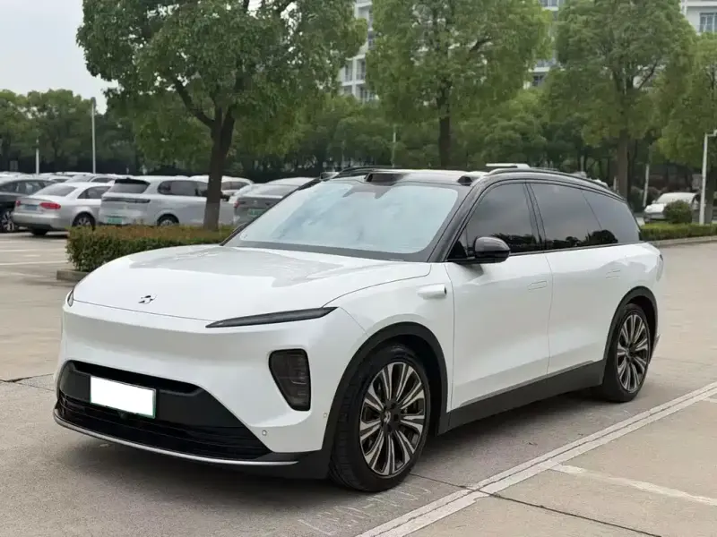NIO ES8, 2024