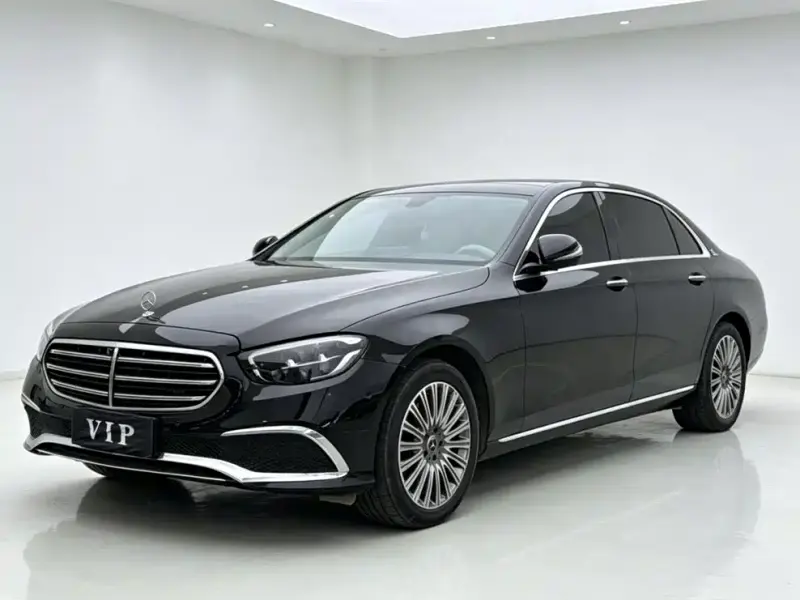 Mercedes-Benz E-Class, 2023 — фото 1