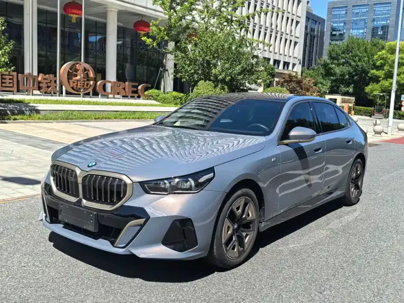 BMW 5 Series, 2024