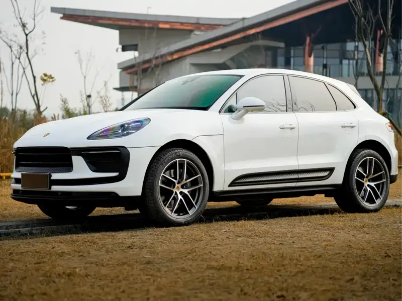 Porsche Macan, 2022
