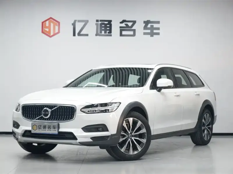 Volvo V90, 2023