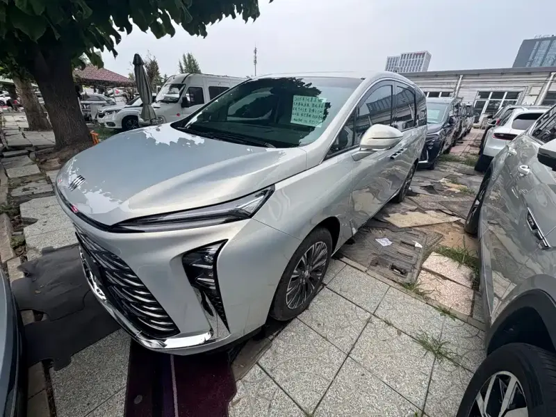 Buick GL8, 2025