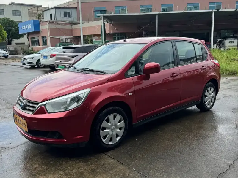 Venucia R50, 2013