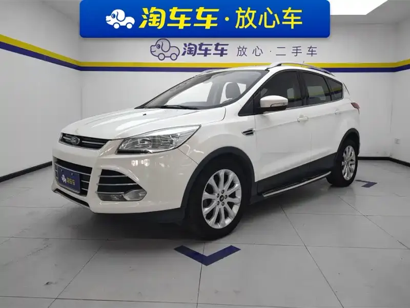 Ford Kuga, 2015