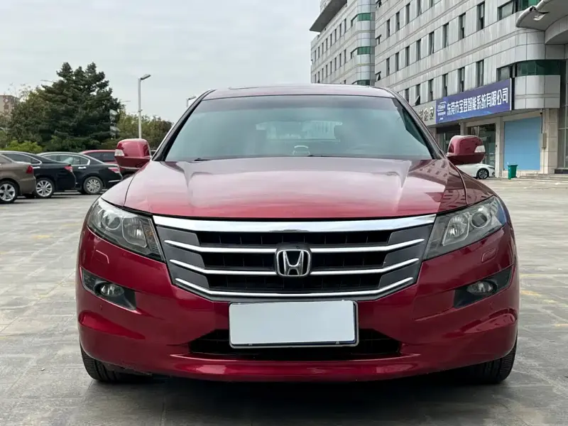 Honda Crosstour, 2012 — фото 1