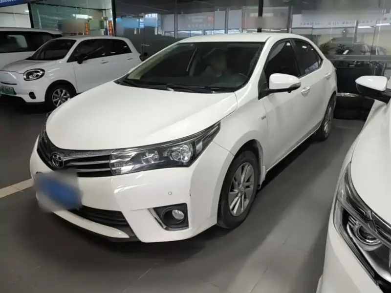 Toyota Corolla, 2015 — фото 1