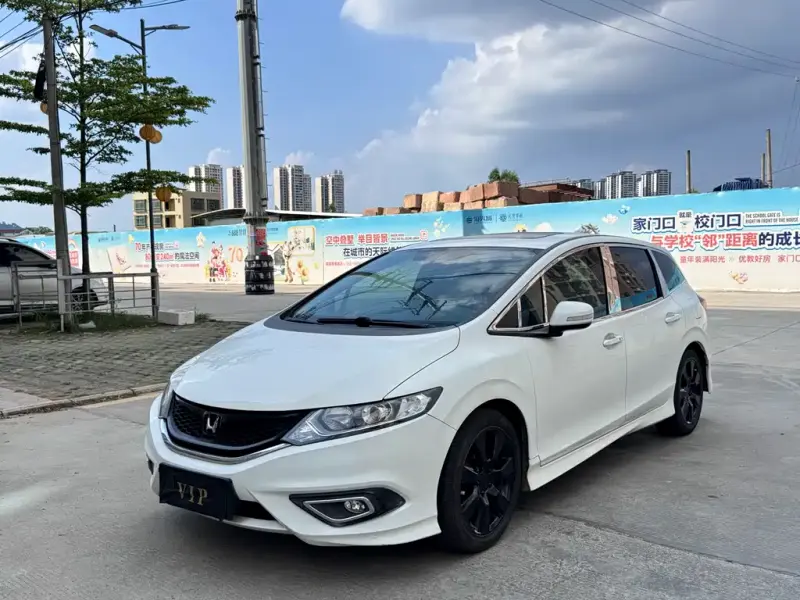 Honda Jade, 2014 — фото 1