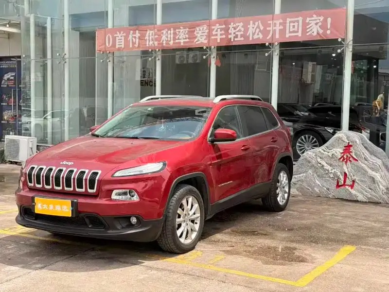 Jeep Cherokee (Import), 2015