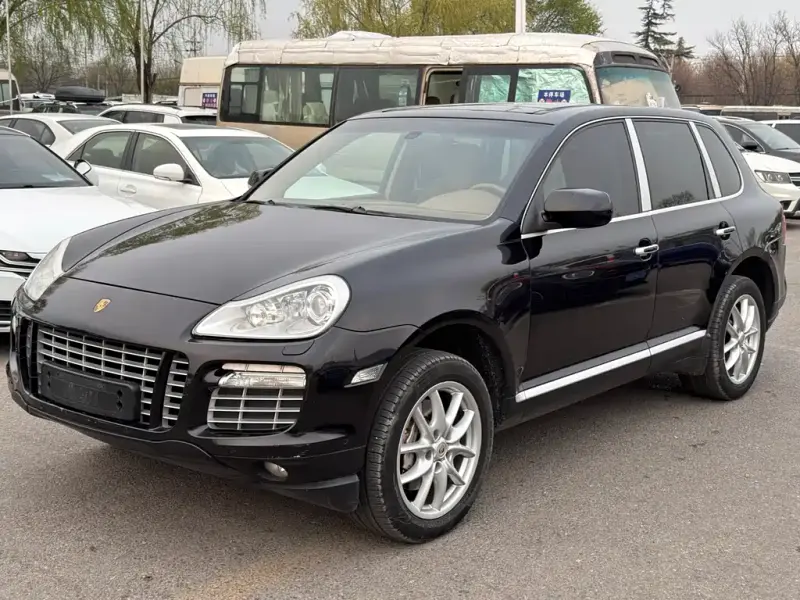Porsche Cayenne, 2010