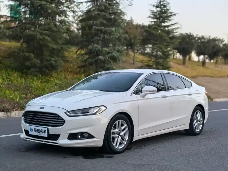 Ford Mondeo, 2015 — фото 1