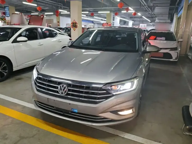 Volkswagen Sagitar, 2020