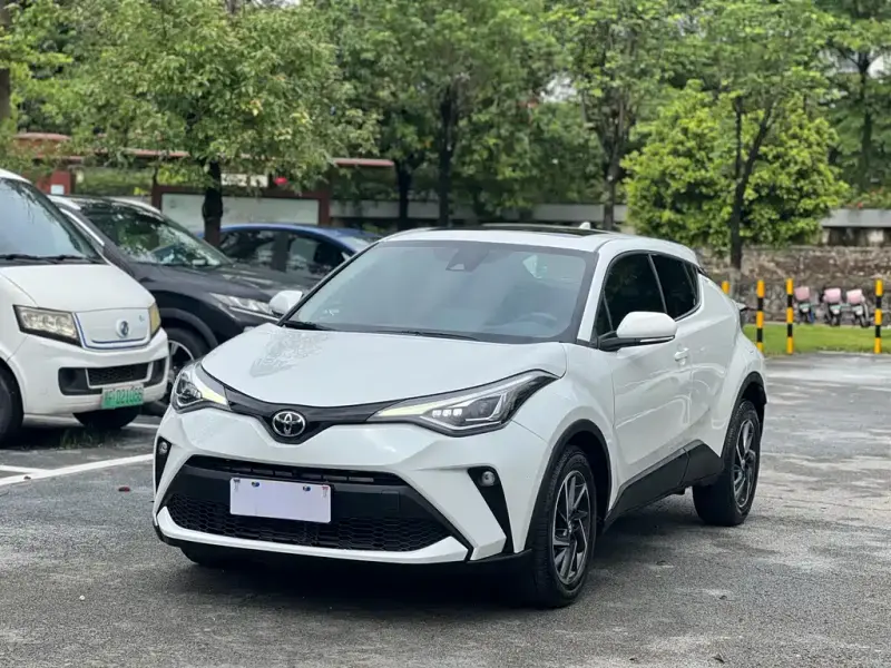 Toyota C-HR, 2023
