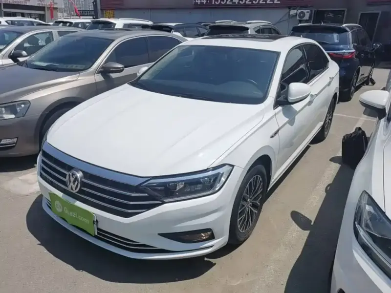 Volkswagen Sagitar, 2020