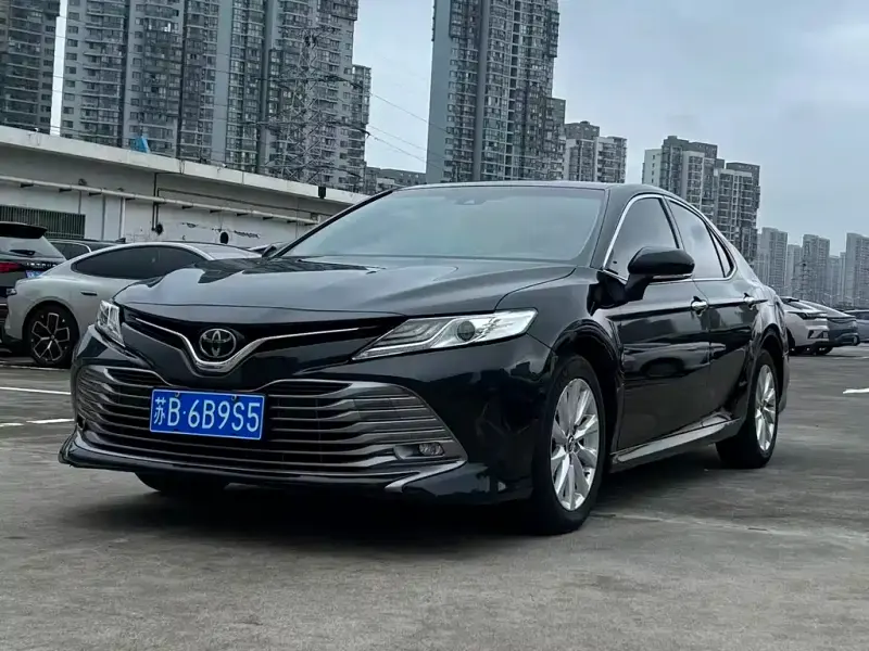 Toyota Camry, 2018 — фото 1