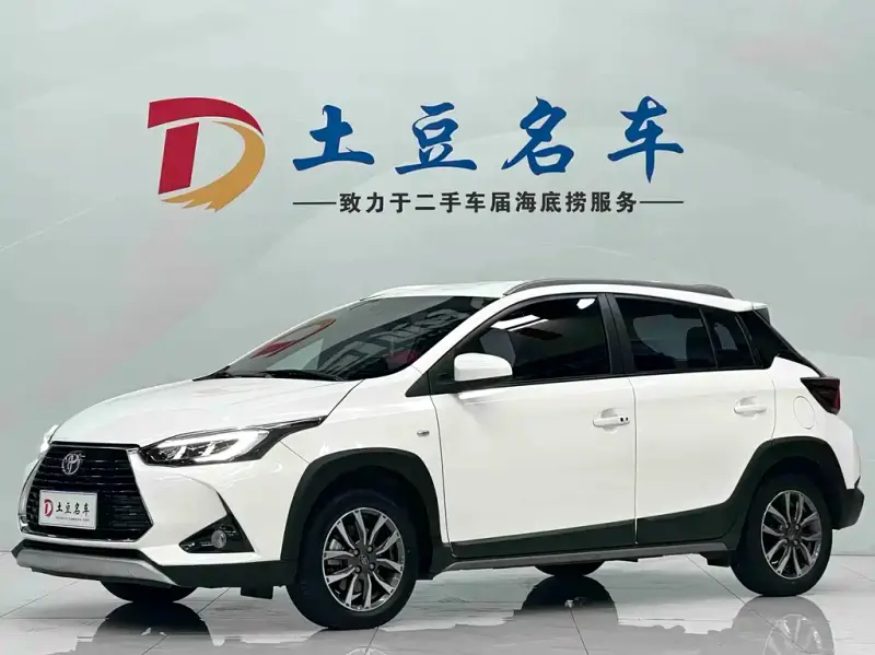 Toyota Yaris L, 2022