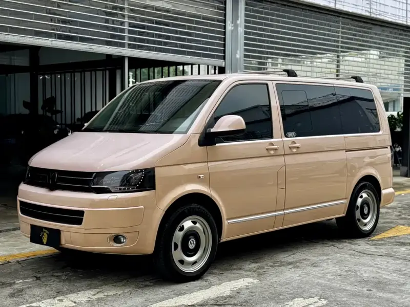 Volkswagen Multivan, 2013