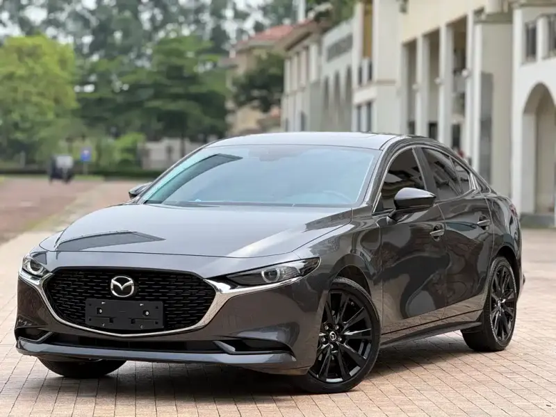 Mazda 3 Axela, 2024