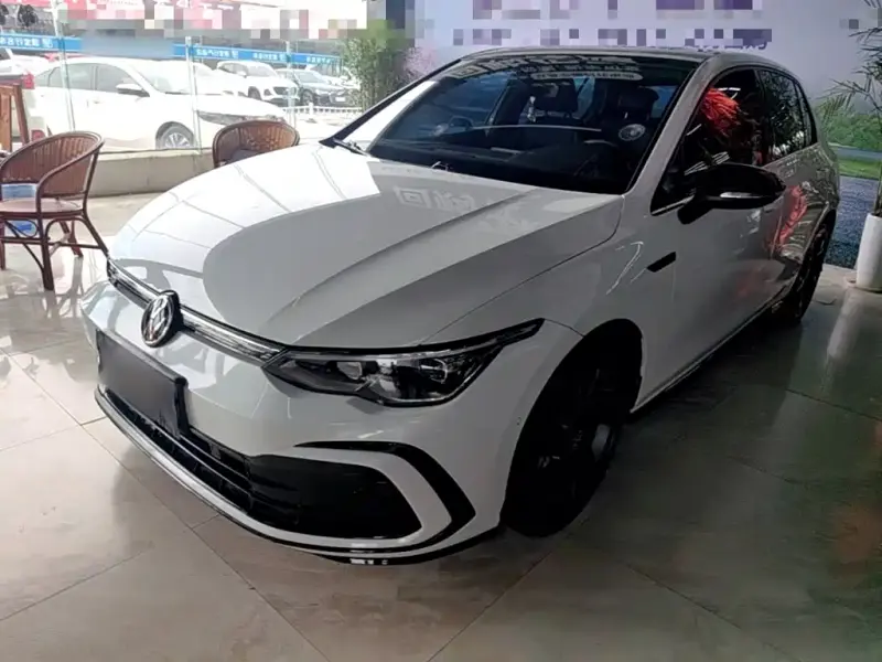 Volkswagen Golf, 2022 — фото 1