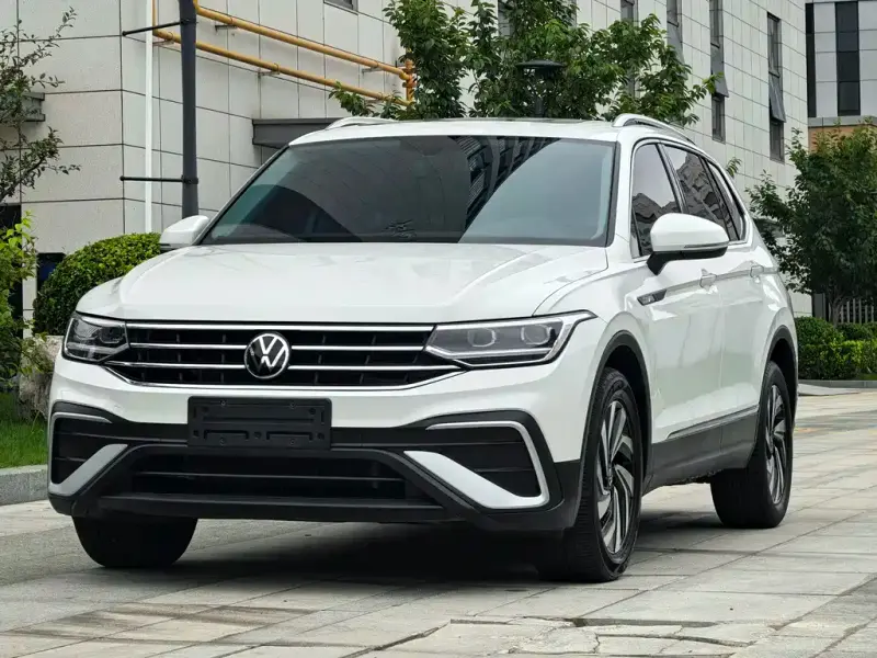 Volkswagen Tiguan L, 2022