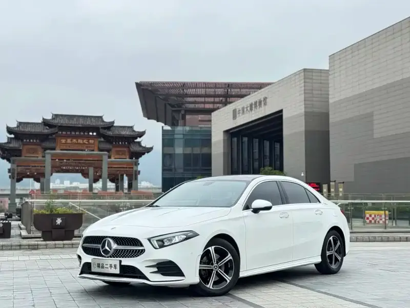 Mercedes-Benz A-Class, 2022 — фото 1