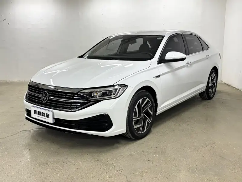 Volkswagen Sagitar, 2022