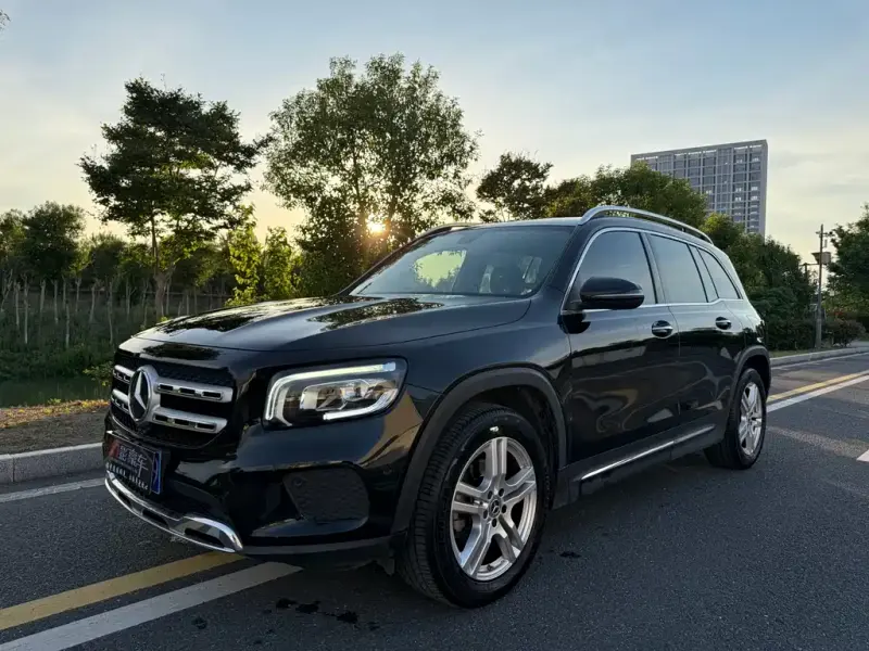 Mercedes-Benz GLB, 2021