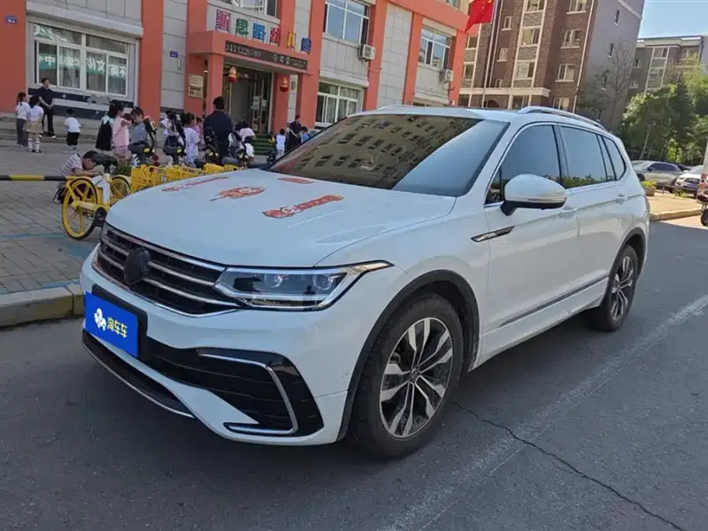 Volkswagen Tiguan L, 2024