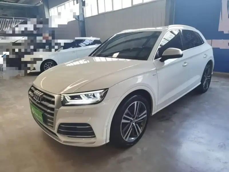Audi Q5L, 2020