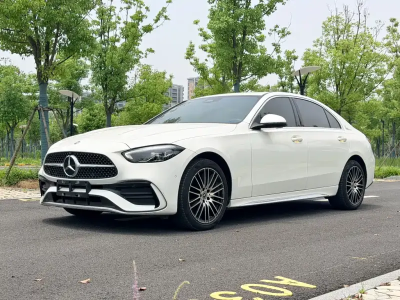 Mercedes-Benz C-Class, 2024