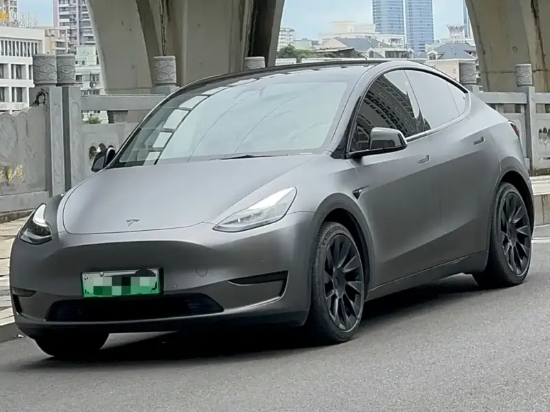 Tesla Model Y, 2023