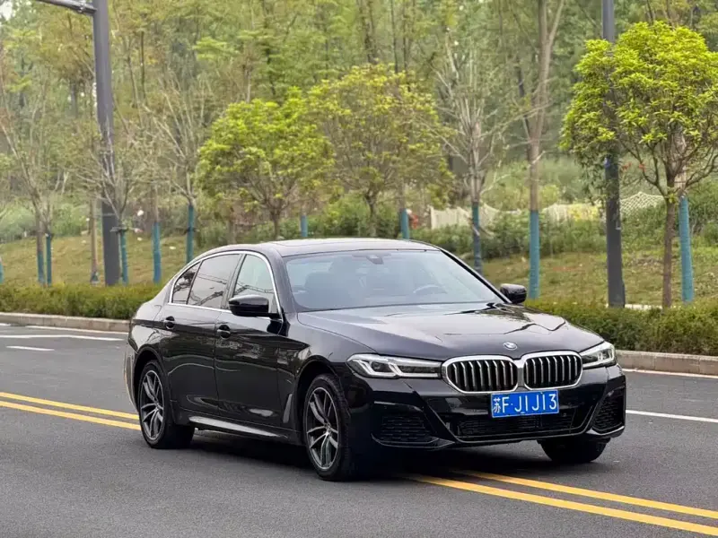 BMW 5 Series, 2022