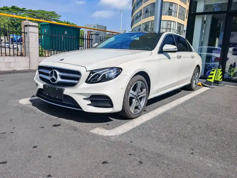 Mercedes-Benz E-Class, 2020 — фото 1