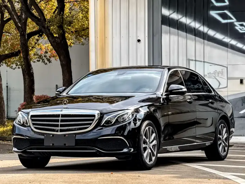 Mercedes-Benz E-Class, 2019 — фото 1