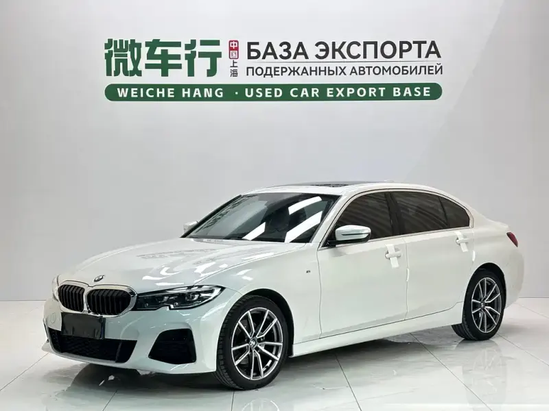BMW 3 Series, 2022