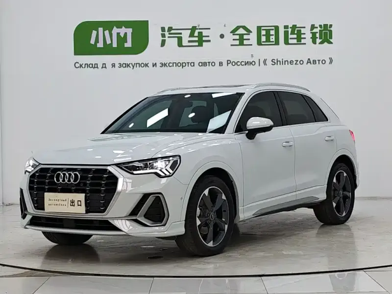 Audi Q3, 2022 — фото 1