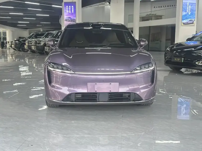 Luxeed Zhijie R7, 2024