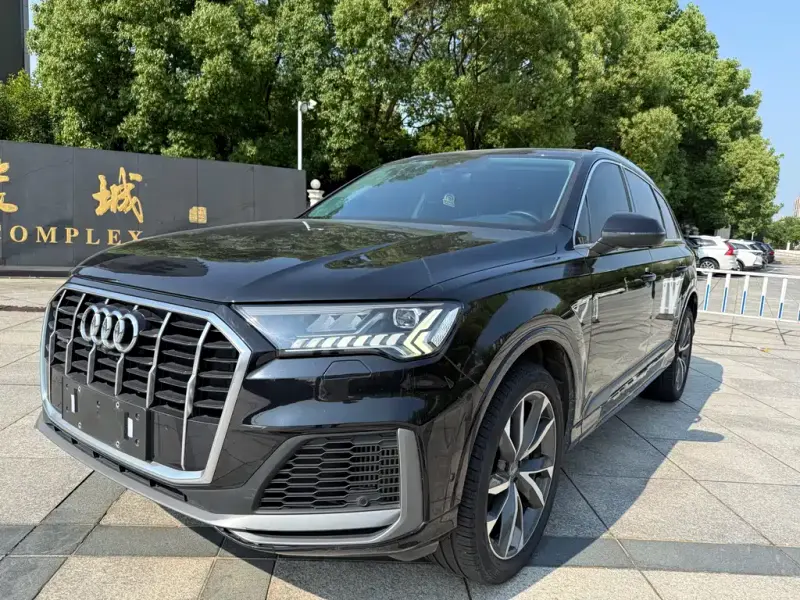 Audi Q7, 2020 — фото 1