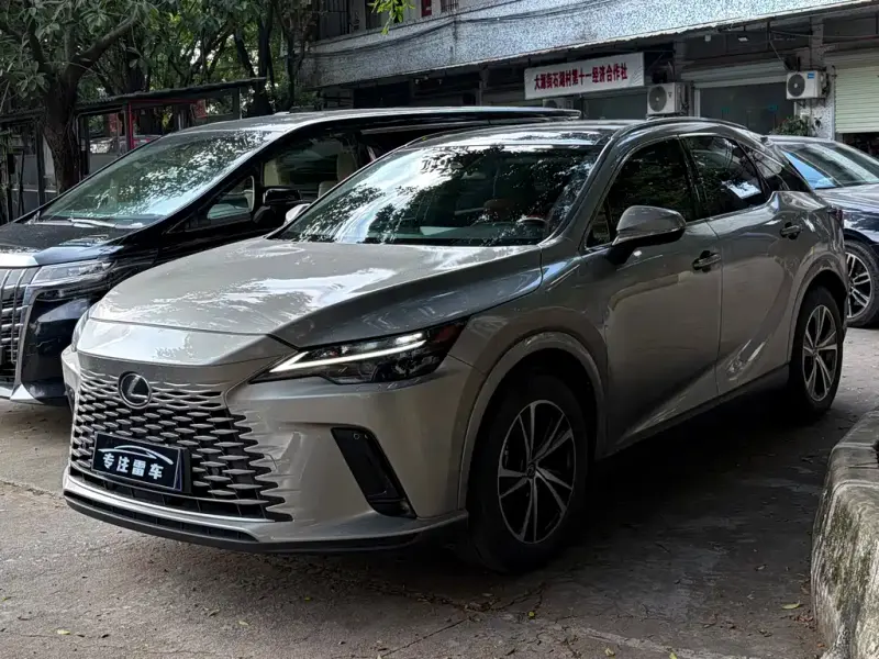 Lexus RX, 2023