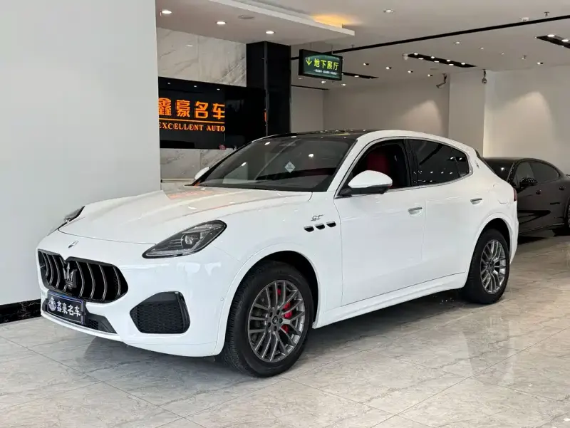 Maserati Grecale, 2023