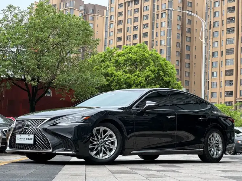 Lexus LS, 2019