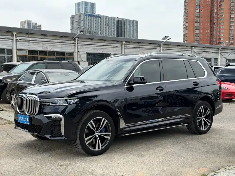 BMW X7, 2022