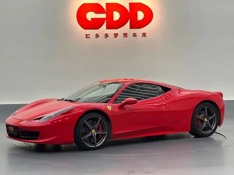 Ferrari 458, 2015 — фото 1