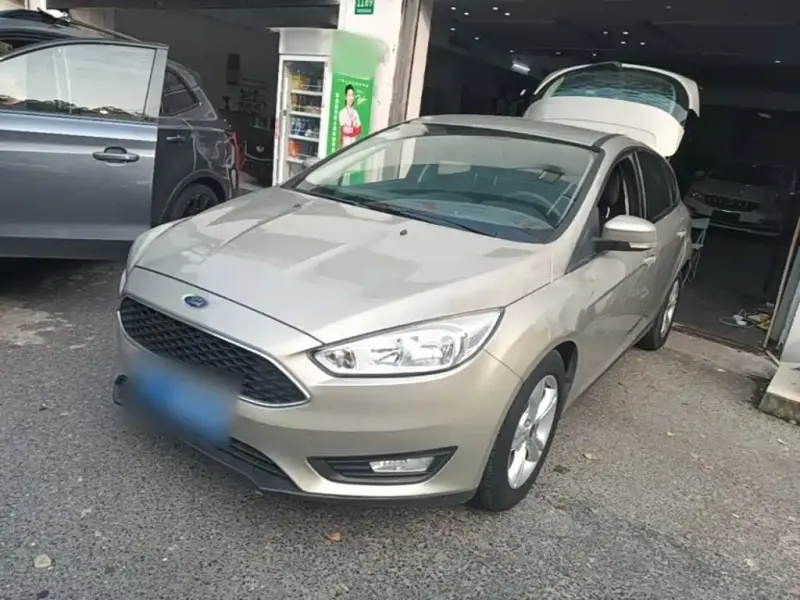 Ford Focus, 2015 — фото 1