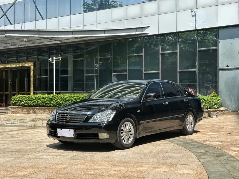 Toyota Crown, 2008