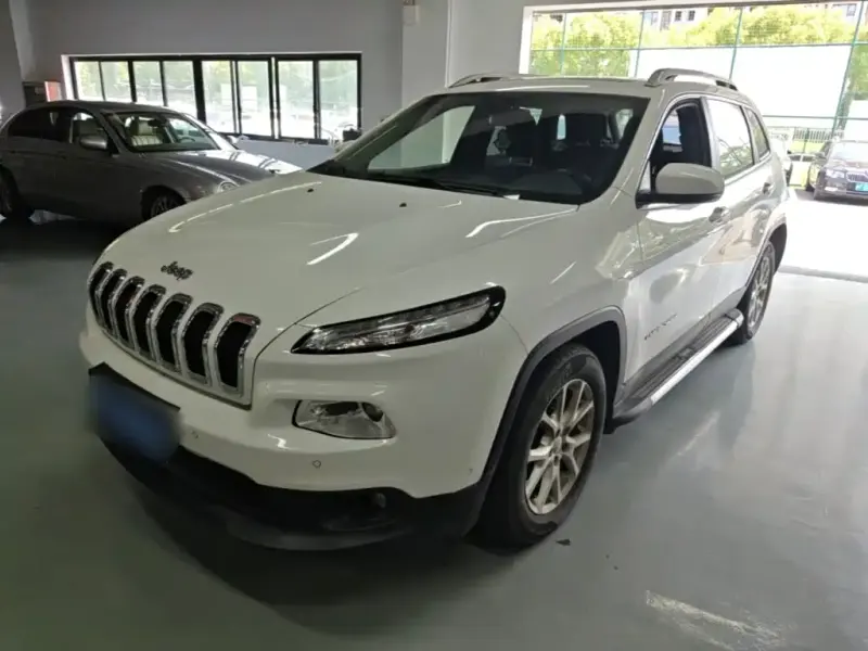 Jeep Cherokee, 2016
